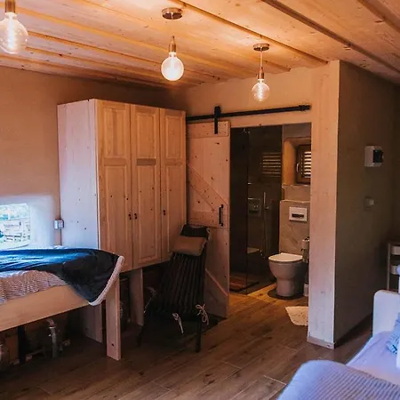 Sleeping With Bees - Tourist Farm Muha *