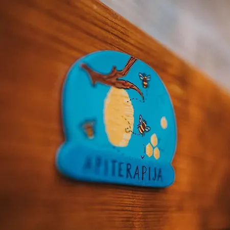 Sleeping With Bees - Tourist Farm Muha * Grosuplje