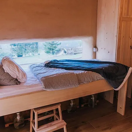 Sleeping With Bees - Tourist Farm Muha