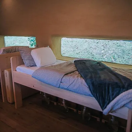 Apartman Sleeping With Bees - Tourist Farm Muha *