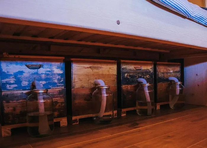 Sleeping With Bees - Tourist Farm Muha