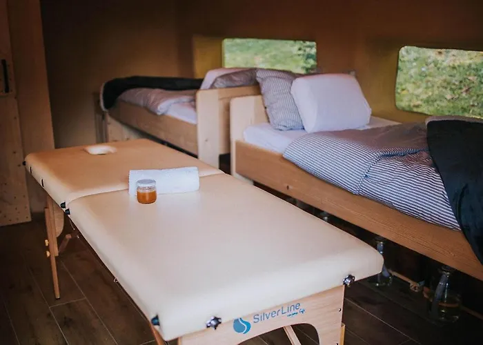 Sleeping With Bees - Tourist Farm Muha * غروسوبلي