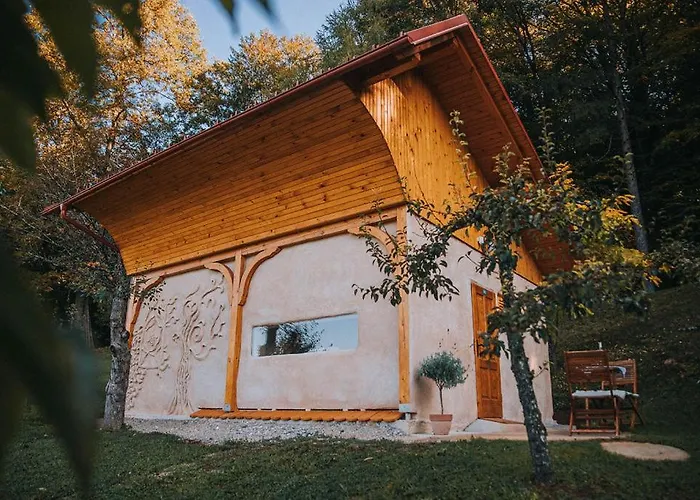 Sleeping With Bees - Tourist Farm Muha شقة *