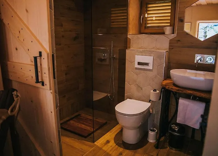 Sleeping With Bees - Tourist Farm Muha Appartement *